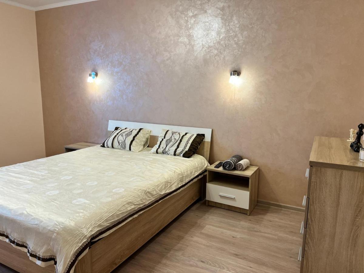 Apartaments Sichovyh Strilciv 68A 이바노프란키우스크 외부 사진